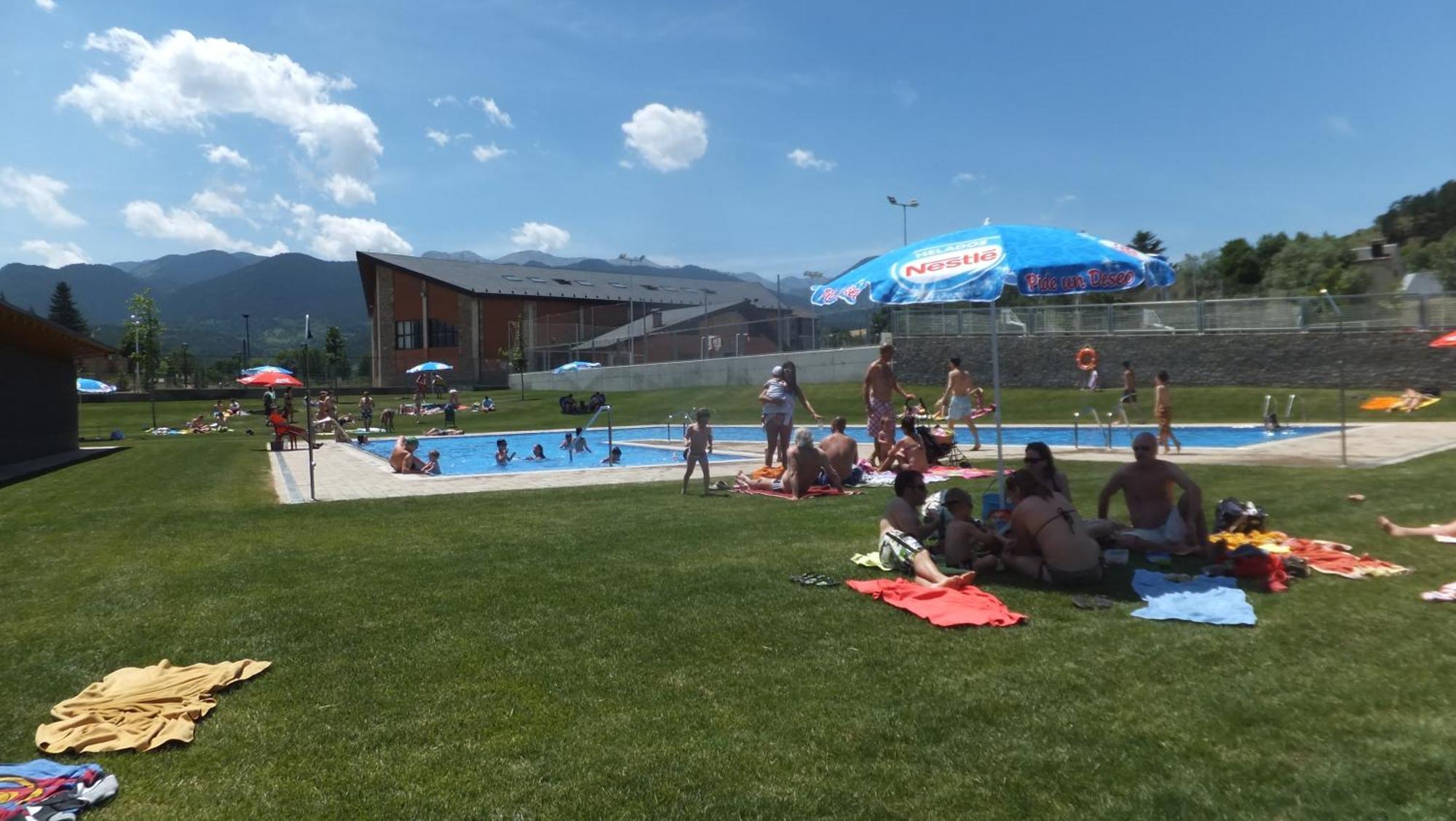 Can Vall Bellver Bellver De Cerdanya Luaran gambar
