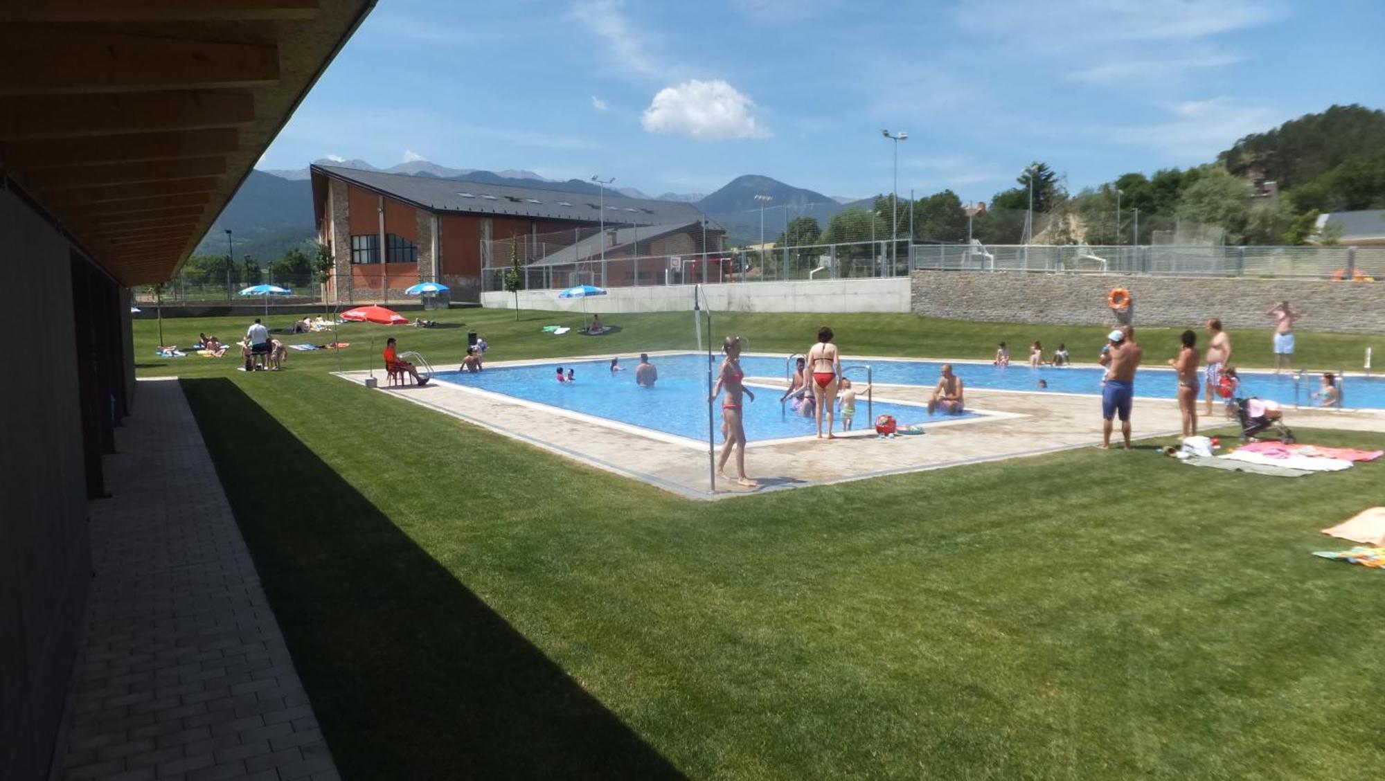 Can Vall Bellver Bellver De Cerdanya Luaran gambar
